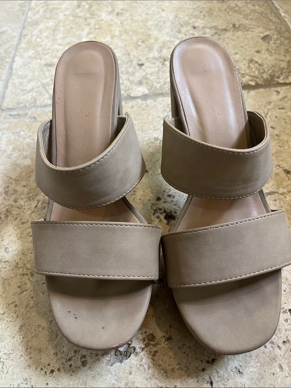 Summer heel